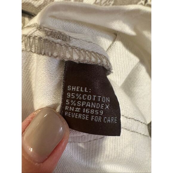 J. McLaughlin floral print straight leg jeans/pants, size 8 - Picture 8 of 8